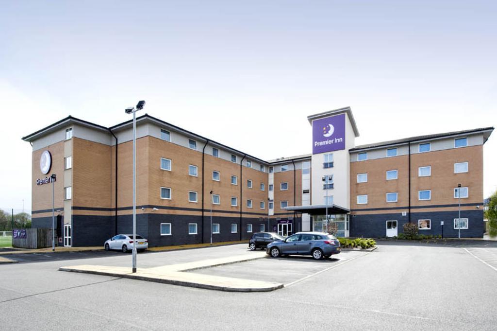 Premier Inn Glasgow Braehead Buitenkant foto