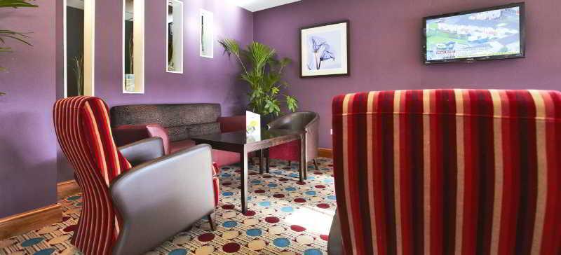Premier Inn Glasgow Braehead Buitenkant foto